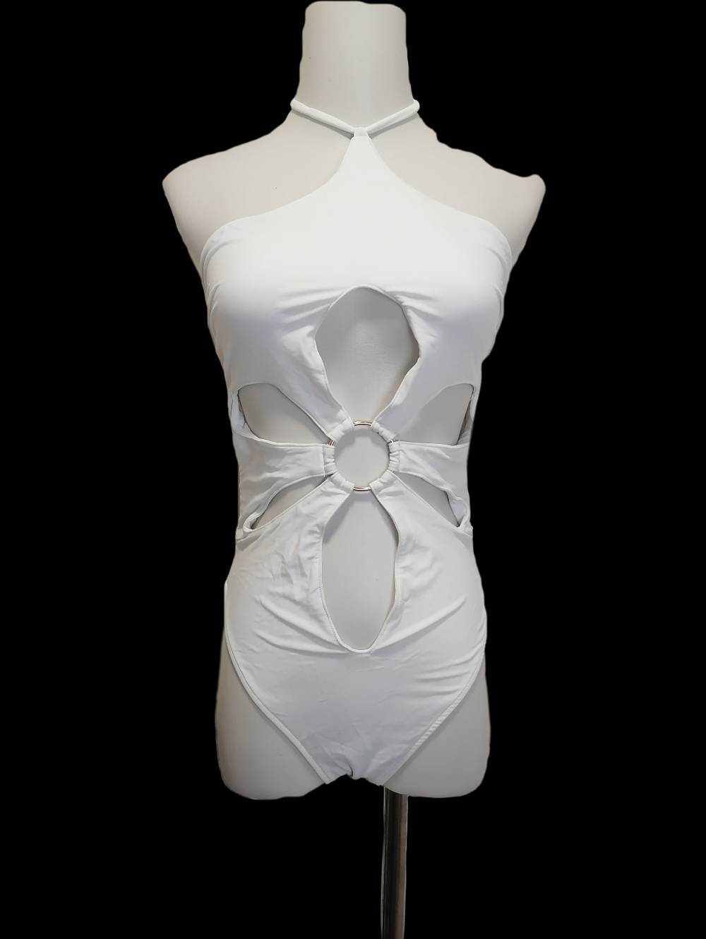 💧💧 White Cutout One-Piece Swimsuit with Ring Detail